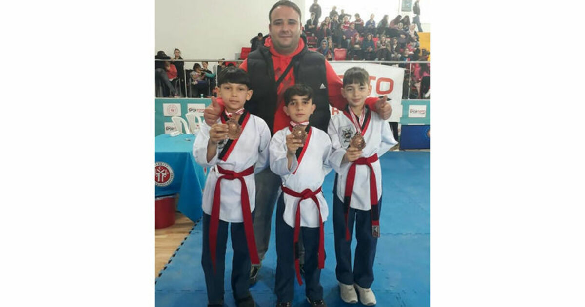 Bafra Minik Erkekler Taekwondo Takımı Türkiye 3. Sü 