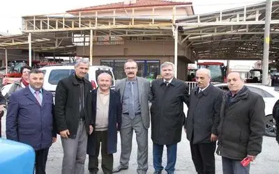 Bütüner, Traktörcüler Ve Oto Galericiler Sitesindeki Esnafla Buluştu