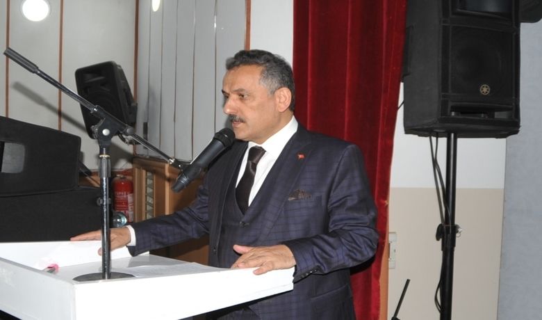Vali Kaymak’tan Gençlere Çağrı Samsun Valisi Osman Kaymak: “bütün Gençlere Sesleniyoruz. Bir GünHepimiz Yaşlanacağız. Lütfen Büyüklerimize Saygıda Kusur Etmeyelim, Onların Gönüllerini Alalım” Bafra’da Yaşlılar Haftası Etkinliği - Samsun Valisi Osman Kaymak, “Aslında büyüklerimizin huzurevinde olmamaları gerekir. Bütün gençlere sesleniyoruz. Bir gün hepimiz yaşlanacağız. Lütfen büyüklerimize saygıda kusur etmeyelim, onların gönüllerini alalım” dedi.