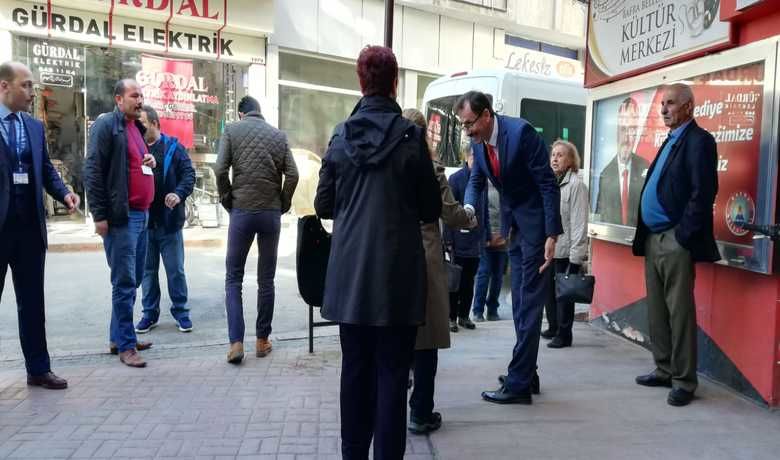 Yaşlılar Haftası Etkinliğinde BafraAdd’nin Yaşlı Üyelerine Ayıp - Bafra Belediyesi Kültür Merkezinde düzenlenen Yaşlılar Haftası etkinliğinde, Atatürkçü Düşünce Derneğinin (ADD) yaşlı üyeleri oturdukları 2. sıra koltuktan kaldırıldı. 