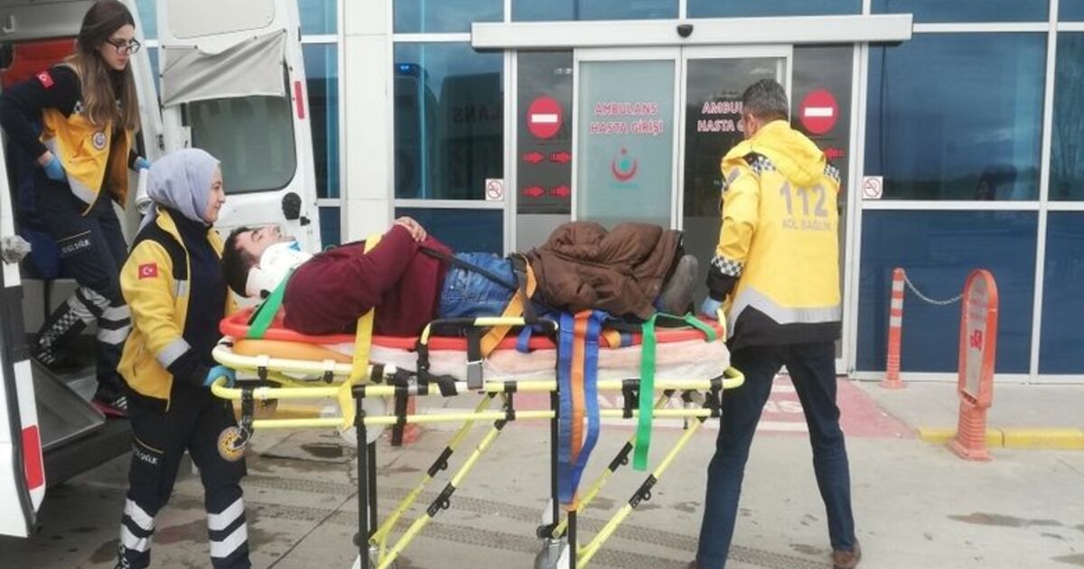 Ticari Araçla Motosiklet Çarpıştı: 1 Yaralı