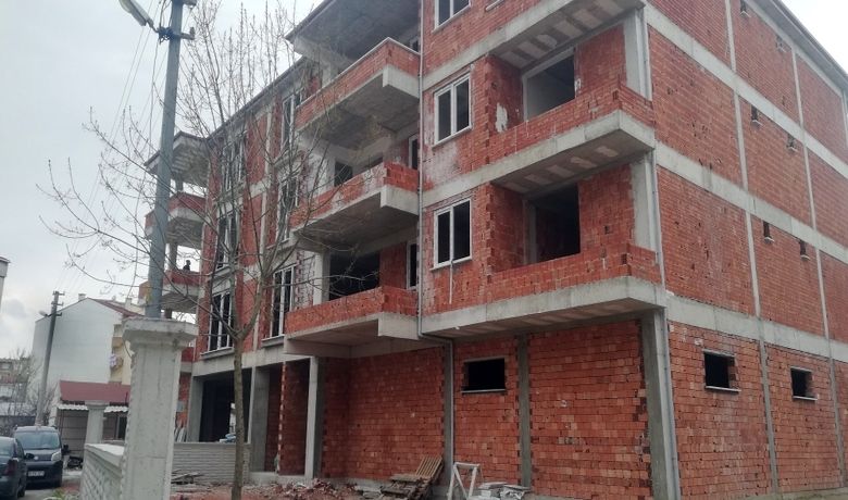 Önce Alkol AldılarSonra Dairelerin Kablolarını Çaldılar - Samsun'un Bafra ilçesinde inşaat halindeki binada bulunan 9 dairenin elektrik kabloları çalındı.