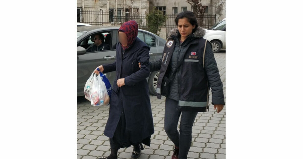 Fetö'den Aranan Kadına Adli Kontrol