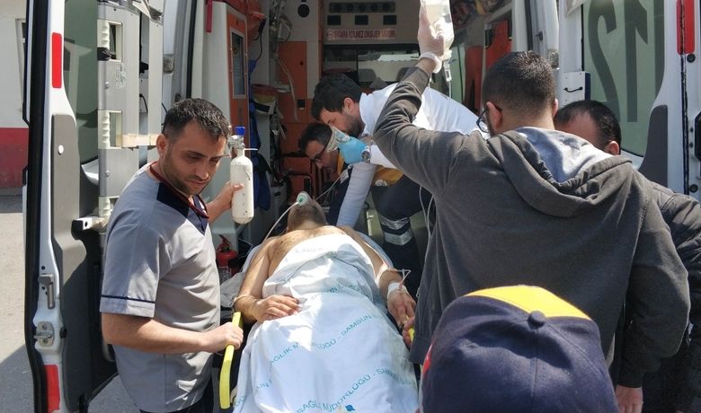 Samsun'da Markette Dehşet: 1 Ağır Yaralı - Samsun'da bir markette market sahibi, bir kişiyi tabanca ve tüfekle ateş açarak ağır yaraladı.