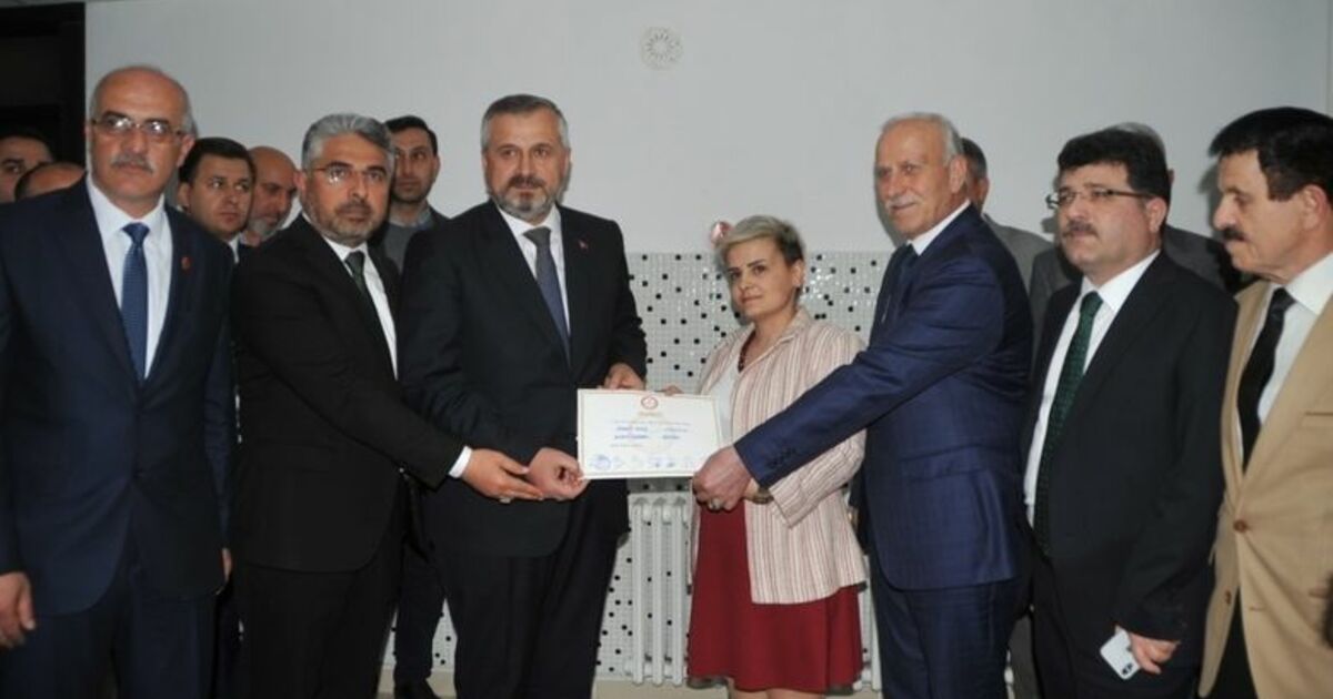 Bafra Belediye Başkanı Kılıç, Mazbatasını Aldı