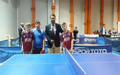 Bafralı İkizlerden Masa Tenisinde Büyük Başarı