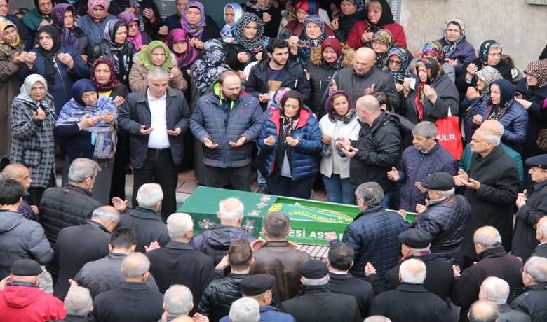 Fatma Balakcı Son Yolculuğa Uğurlandı - Helim Baklacı’nın Eşi Fatma Balakcı son yolculuğunauğurlandı.