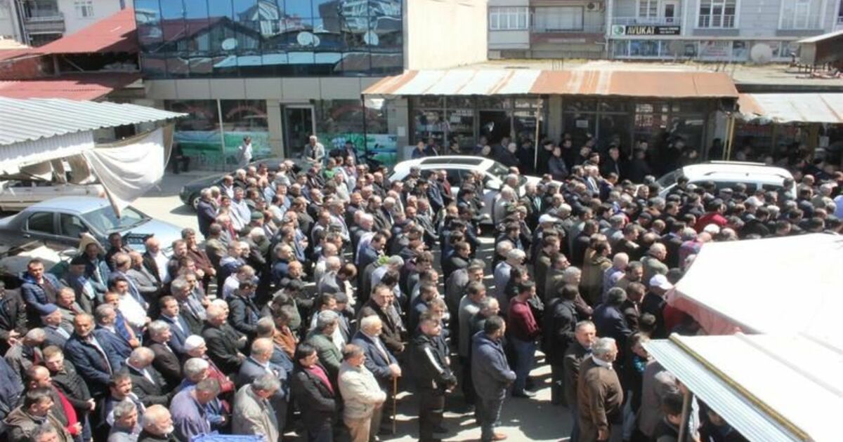 Balkondan Düşerek Hayatını Kaybeden Cemal Tunç Son Yolculuğuna Uğurlandı