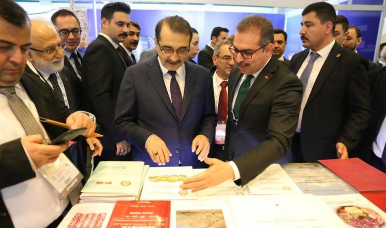 Bafra Mtal, Tübitak EnerjiVerimliği Yarışmasında Türkiye 3.sü Oldu - Bafra Mesleki ve Teknik Anadolu Lisesi (MTAL), TÜBİTAK ile
Enerji ve Tabii Kaynaklar Bakanlığı Enerji İşleri Genel Müdürlüğü işbirliği ile
düzenlenen Enerji Verimliliği Proje Yarışmasında Türkiye 3.sü oldu.