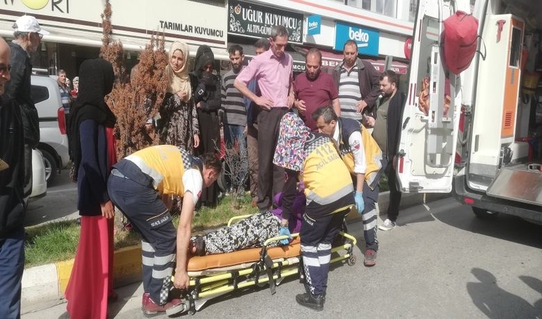 Otomobilin Çarptığı Yaya Yaralandı - Samsun'un Bafra ilçesinde otomobilin çarptığı yabancı uyruklu yaya yaralandı.