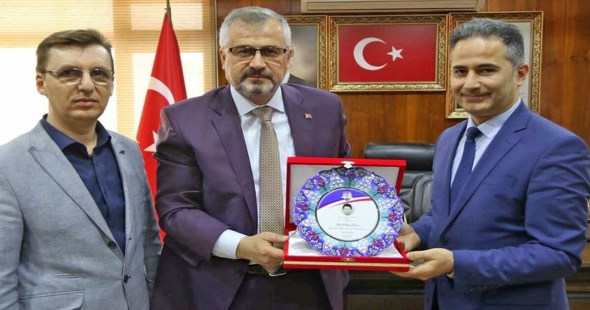 Başkan Kılıç’a Mezun Olduğu Okuldan Sürpriz