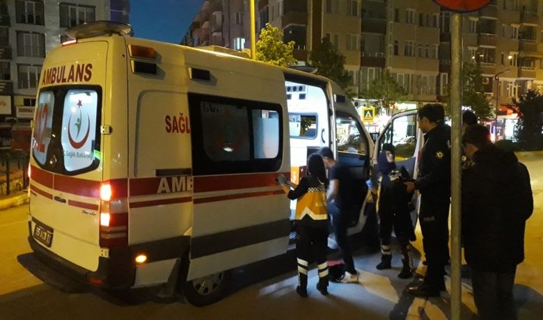 Bafra’da 1 Kişi Bıçakla Yaralandı - Samsun’un Bafra ilçesinde iftar vakti çıkan kavgada 1 kişi bıçakla yaralandı.