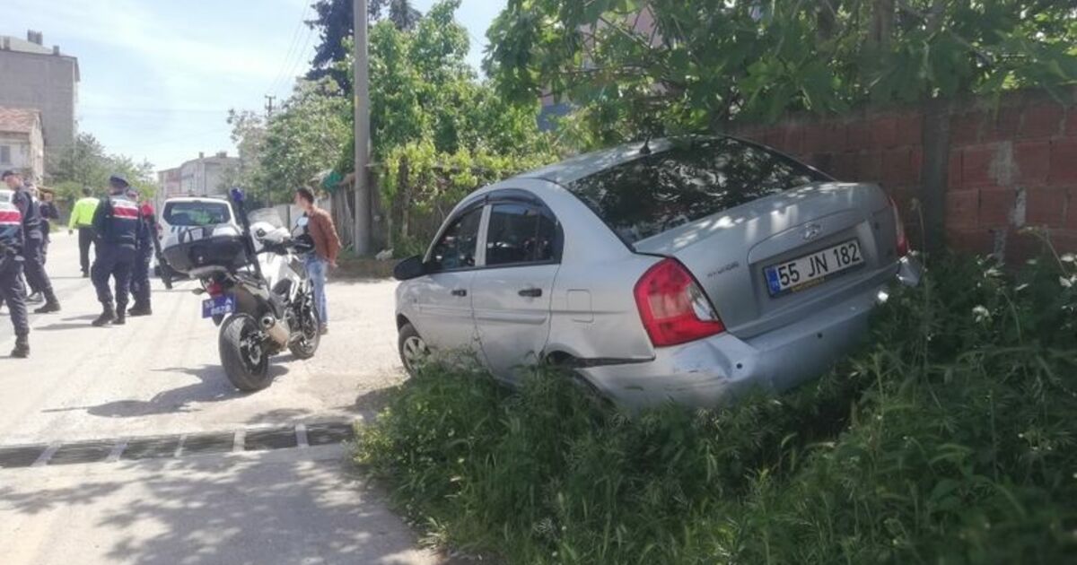 Kamyonet Otomobile Arkadan Çarptı: 1 Yaralı