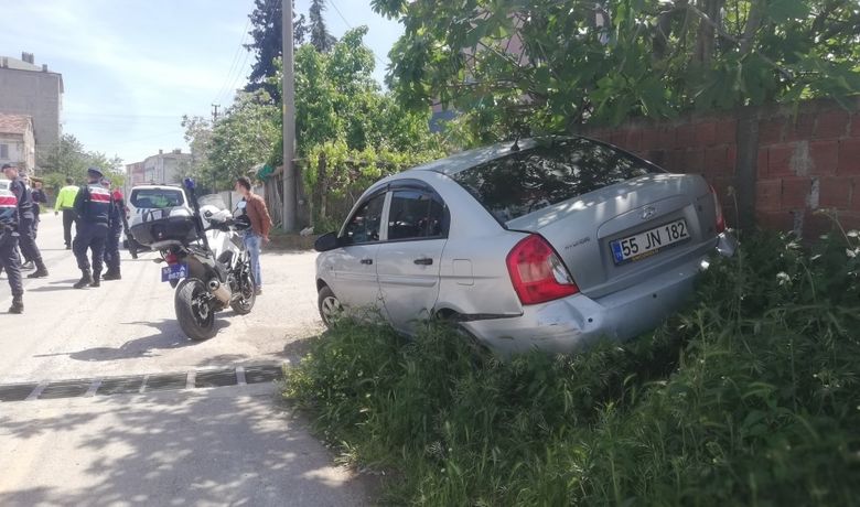 Kamyonet Otomobile Arkadan Çarptı: 1 Yaralı - Samsun’un Bafra ilçesinde meydana gelen trafik kazasında 1 kişi yaralandı.