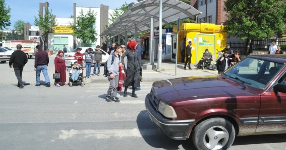 Engelliler Haftası'nda Uygulamalı Öncelik Yayanın Öncelik Hayatın