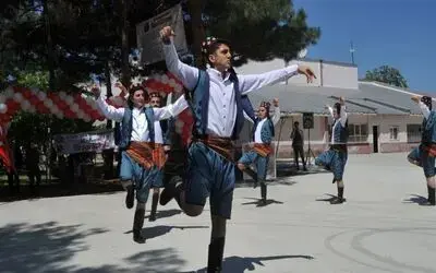 Tübitak 4006 Bilim Fuarı'na Zeybekli Açılış
