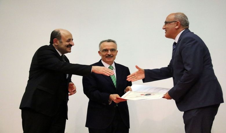 Omü’ye Engelsiz Üniversite Ödülü - Ondokuz Mayıs Üniversitesinin (OMÜ) engelsiz üniversite çalışmaları karşılığını bulmaya başladı.