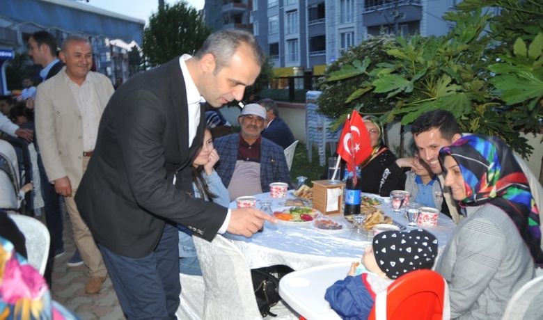 Protokol İftarda Şehit AileleriVe Gazilerle Bir Araya Geldi - Samsun Bafra Ziraat Odası tarafından şehit aileleri ve gaziler için iftar verildi.