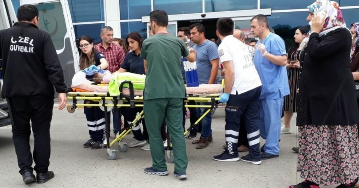 3. Katın Balkonundan Düşen Küçük Çocuk Ağır Yaralandı