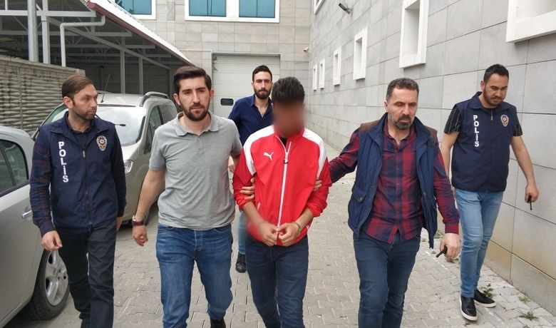 Galatasaray'ın Şampiyonluk Kutlamasında OlayÇıkartan 2 Kişiye Gözaltı