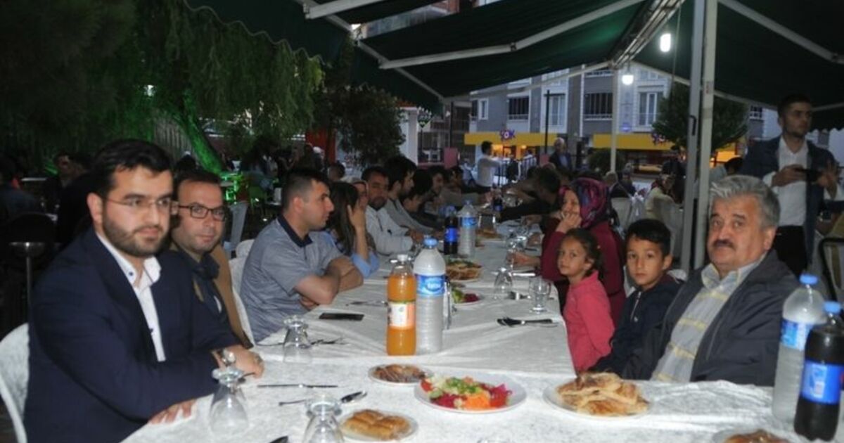 Görme Engelliler Derneği İftarda Buluştu