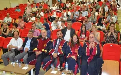 Omü Turizm Fakültesinde Mezuniyet Coşkusu