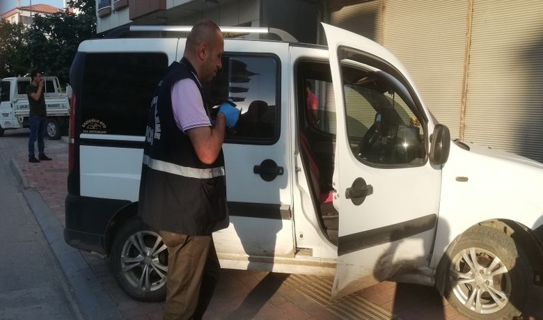 Park Halindeki Araçtan 7 Bin 500 Lira Para Çalındı - Samsun’un Bafra ilçesinde park halinde bulunan hafif ticari araçtan 7 bin 500 lira para çalındı.