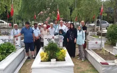 Şehit Mehmet Boşnak Kabri Başında Anıldı