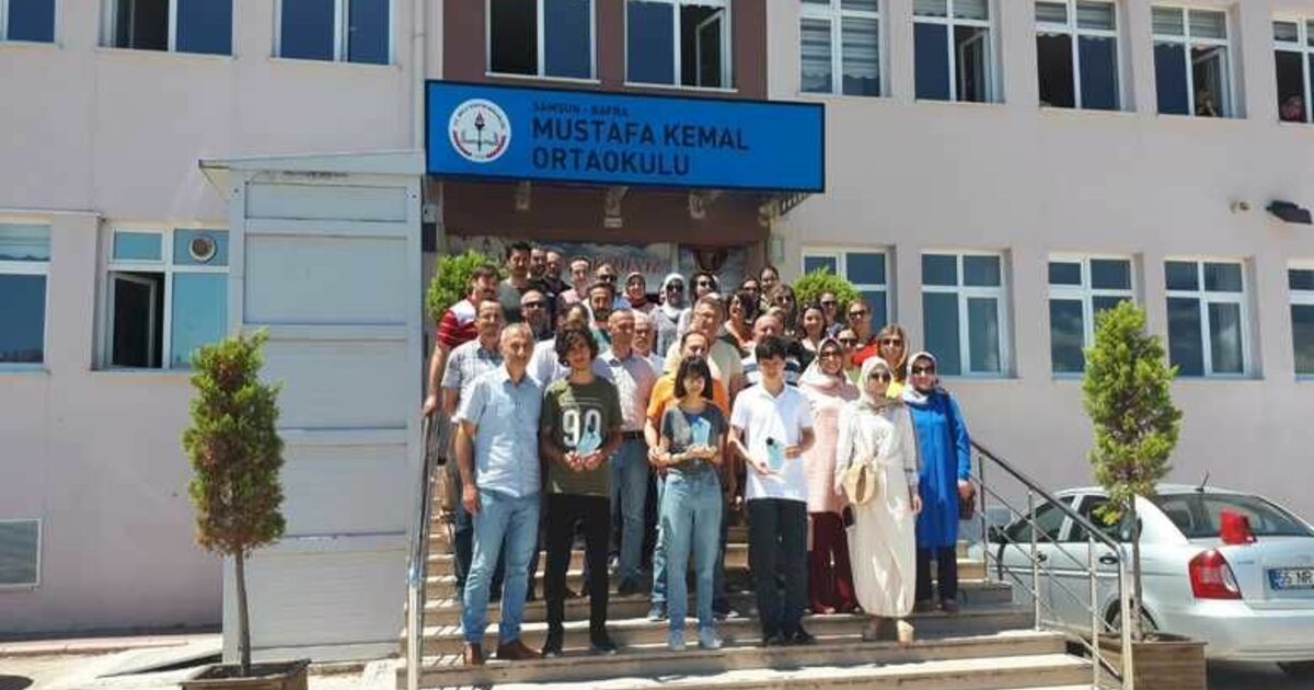 Lgs'de Mustafa Kemal Ortaokulundan Büyük Başarı