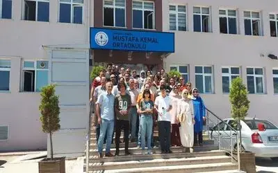 Lgs'de Mustafa Kemal Ortaokulundan Büyük Başarı