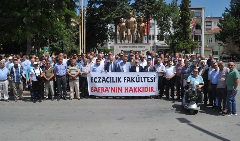 Bafralılar Eczacılık Fakültesiİçin Basın Açıklaması Yaptı - Samsun’un Bafra ilçesinde sivil toplum kuruluşları, Eczacılık Fakültesi için bir araya gelerek basın açıklaması yaptı.