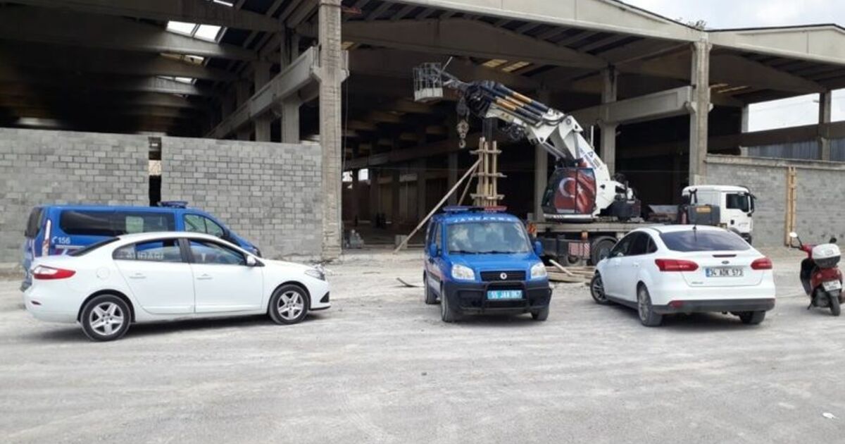Çatıdan Düşen İşçi Hayatını Kaybetti
