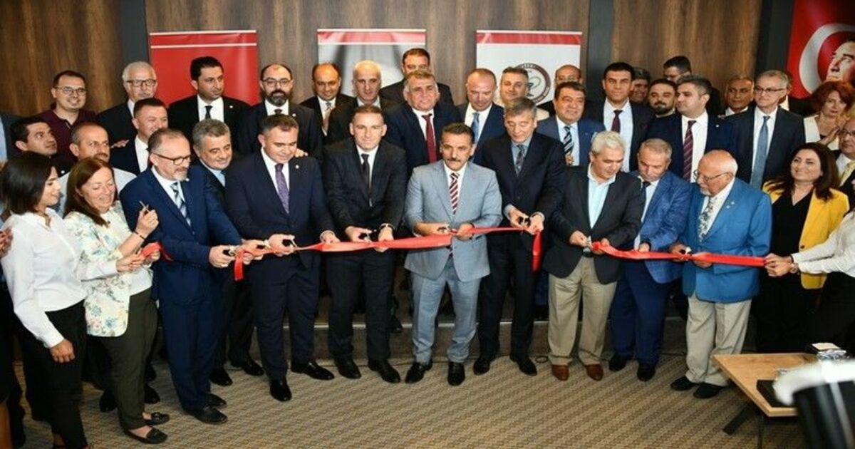 Samsun Eczacılar Odasının Yeni Hizmet Binası Açıldı