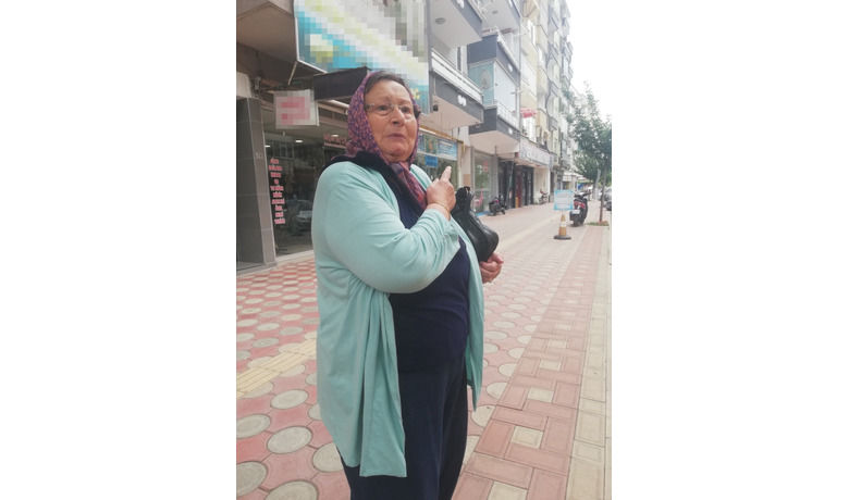 Yaşlı Kadını Telefonla 12 Bin Lira Dolandırdılar - Samsun’un Bafra ilçesinde "Terör örgütü kimlik bilgilerini ele geçirdi" diyerek yaşlı kadının 12 bin lirasını dolandırdılar.