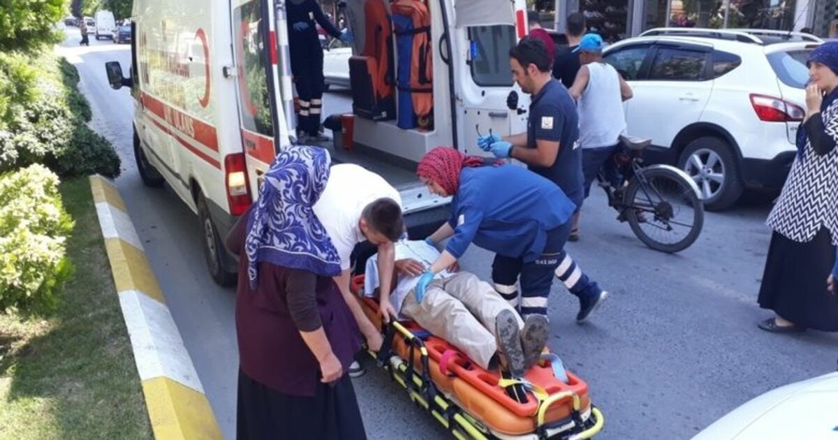 Otomobil İle Dolmuş Çarpıştı: 1 Yaralı