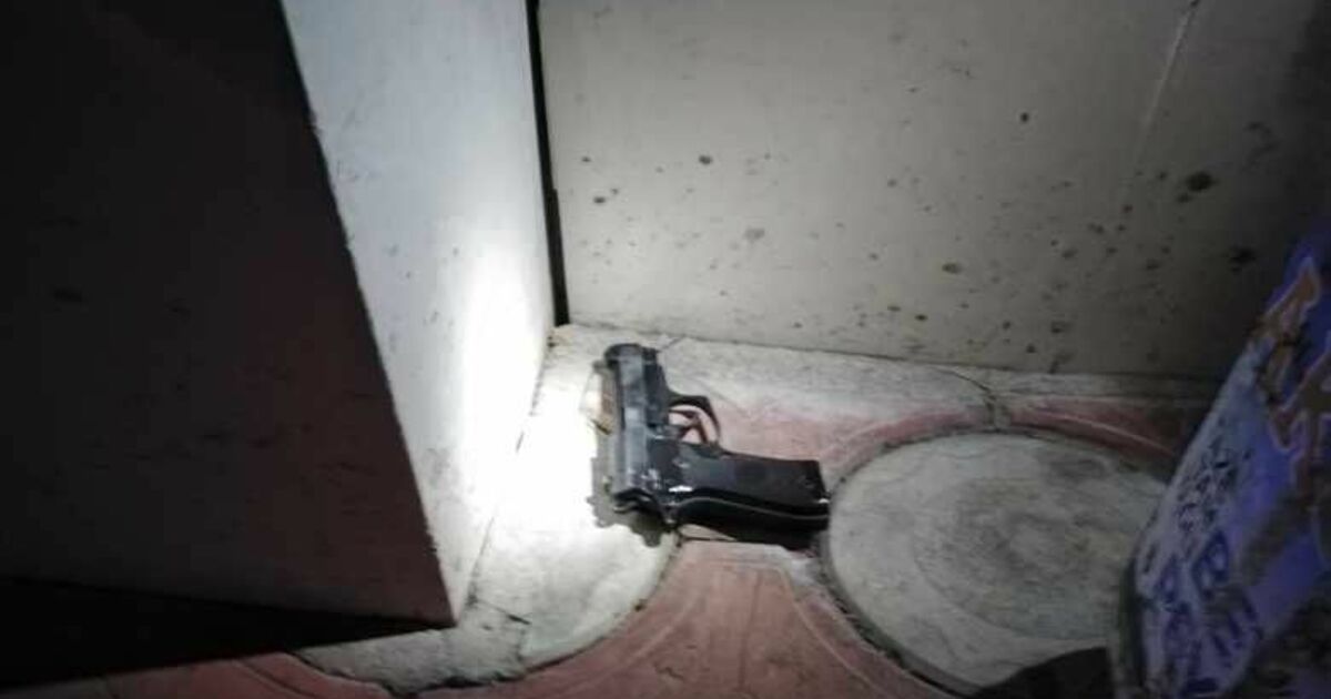 Medrese Aralığında Çıkan Kavgada 1 Kişi Silahını Yere Atarak Olay Yerinden Kaçtı