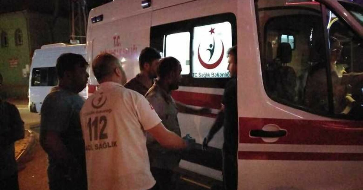 Medrese Aralığında Bıçaklı Saldırı: Garsonu Bıçakladı!