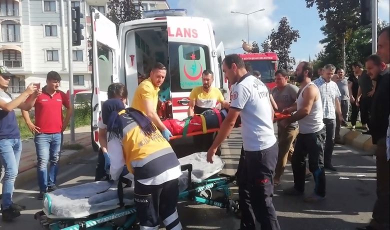 Çekici İle Motosiklet Çarpıştı: 1 Yaralı - Samsun’un Bafra ilçesinde çekici ile motosikletin çarpışması sonucu meydana gelen trafik kazasında 1 kişi yaralandı.