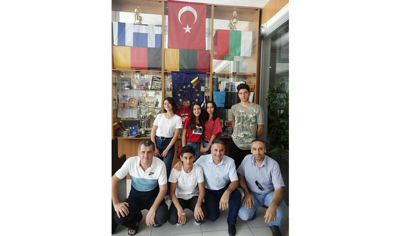 Bafra Atatürk Anadolu Lisesinden Büyük Başarı - BAFRA ATATÜRK ANADOLU LİSESİ İKİ ERASMUS+ PROJESİ BİRDEN YÜRÜTÜYOR