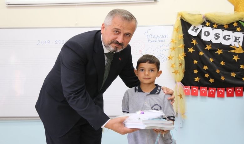 Başkan Kılıç Okulların İlk Gününde Öğrencileri Yalnız Bırakmadı