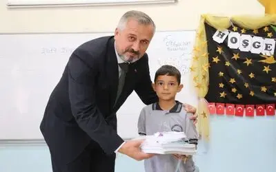 Başkan Kılıç Okulların İlk Gününde Öğrencileri Yalnız Bırakmadı