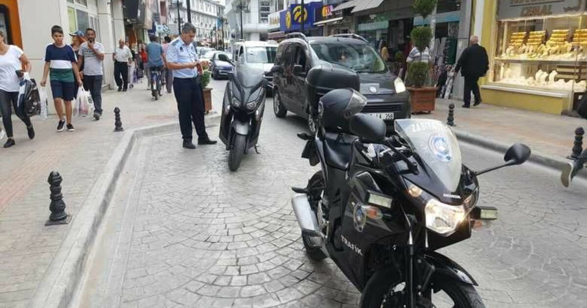 Motorize Zabıta Trafik Ekibi Kurallara Uymayanlara Ceza Yazıyor!