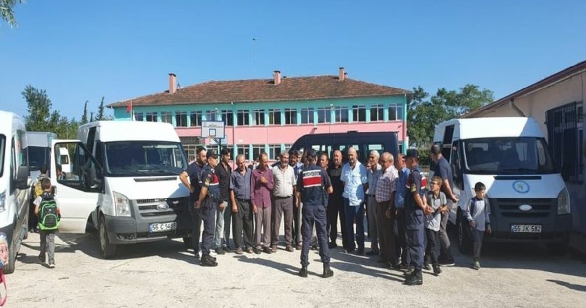Jandarmadan Okul Servis Araçlarına Sıkı Denetim