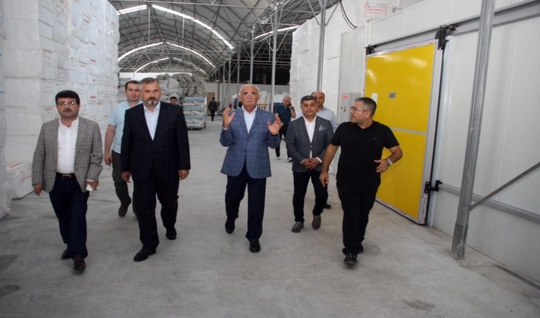 Yılmaz: “üretirsek Hepimiz Kazanırız” - AK Parti Yerel Yönetimler Başkan Yardımcısı ve Samsun Milletvekili Yusuf Ziya Yılmaz, “Üreten Türkiye yolunda tüm engellerin ortadan kaldırılması için büyük bir seferberlik ilan edildi. Atılan her adım ülkemiz, halkımız için. El ele vereceğiz her alanda üreten Türkiye yolunda emin adımlarla ilerleyeceğiz” dedi.