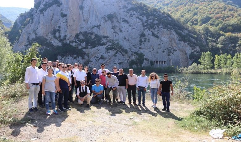 Samtiad'dan 2. Tanıtım Gezisi - Samsun Turizm ve İşadamları Derneği (SAMTİAD) turizm çalışanlarına Samsun'u ve değerlerini tanıtma projesinin 2. İnfo Gezisi İkiztepe,  Bafra, Asarkale, Altınkaya Barajı ve Kuş Cenneti gezisi ile devam etti.