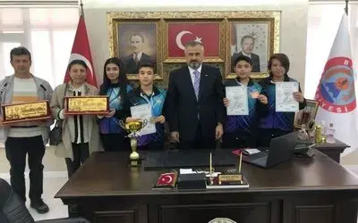 Başkan Kılıç'tan Rekortmen Sporculara Ödül