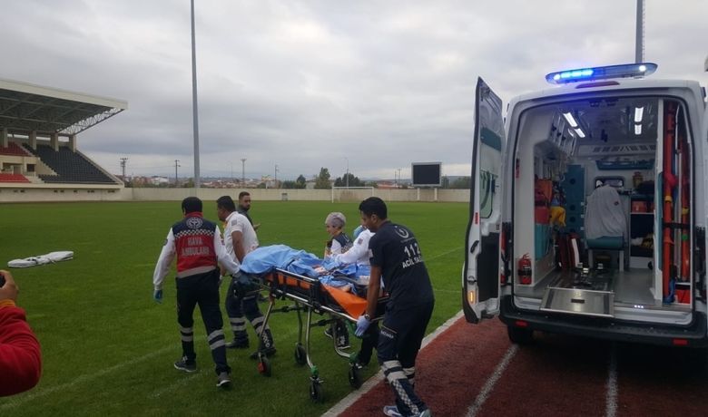 Kazara Kendini Vuran Şahıs Ağır Yaralandı - Samsun'un Bafra ilçesinde kazara silahla  kendini vuran şahıs ambulansla helikopterle Samsun'a sevk edildi.
