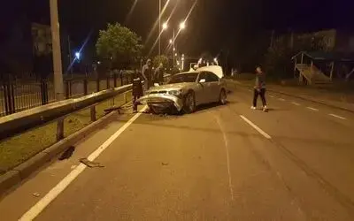 Bafra’da Polisten Kaçan Sürücü Kaza Yaptı