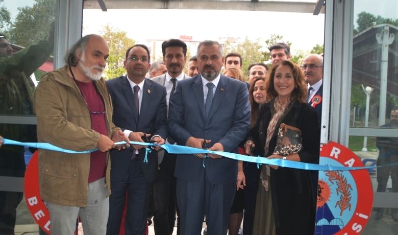 Kapıkayafest FotomaratonÖdülleri Sahiplerini Buldu - Bafra Belediyesince düzenlenen “3. Kapıkaya Uluslararası Doğa Sporları ve Kültür Festivali” bünyesinde yapılan fotoğraf yarışmasında dereceye girenlere ödülleri verildi.