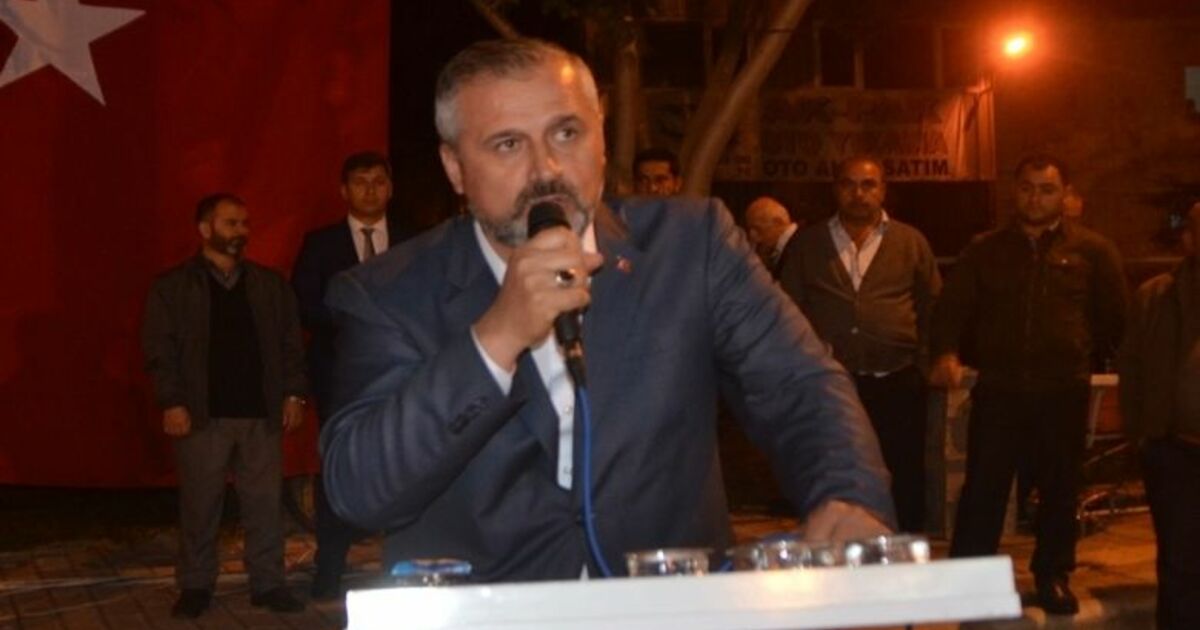 Davullu-zurnalı Cumhuriyet Kutlaması